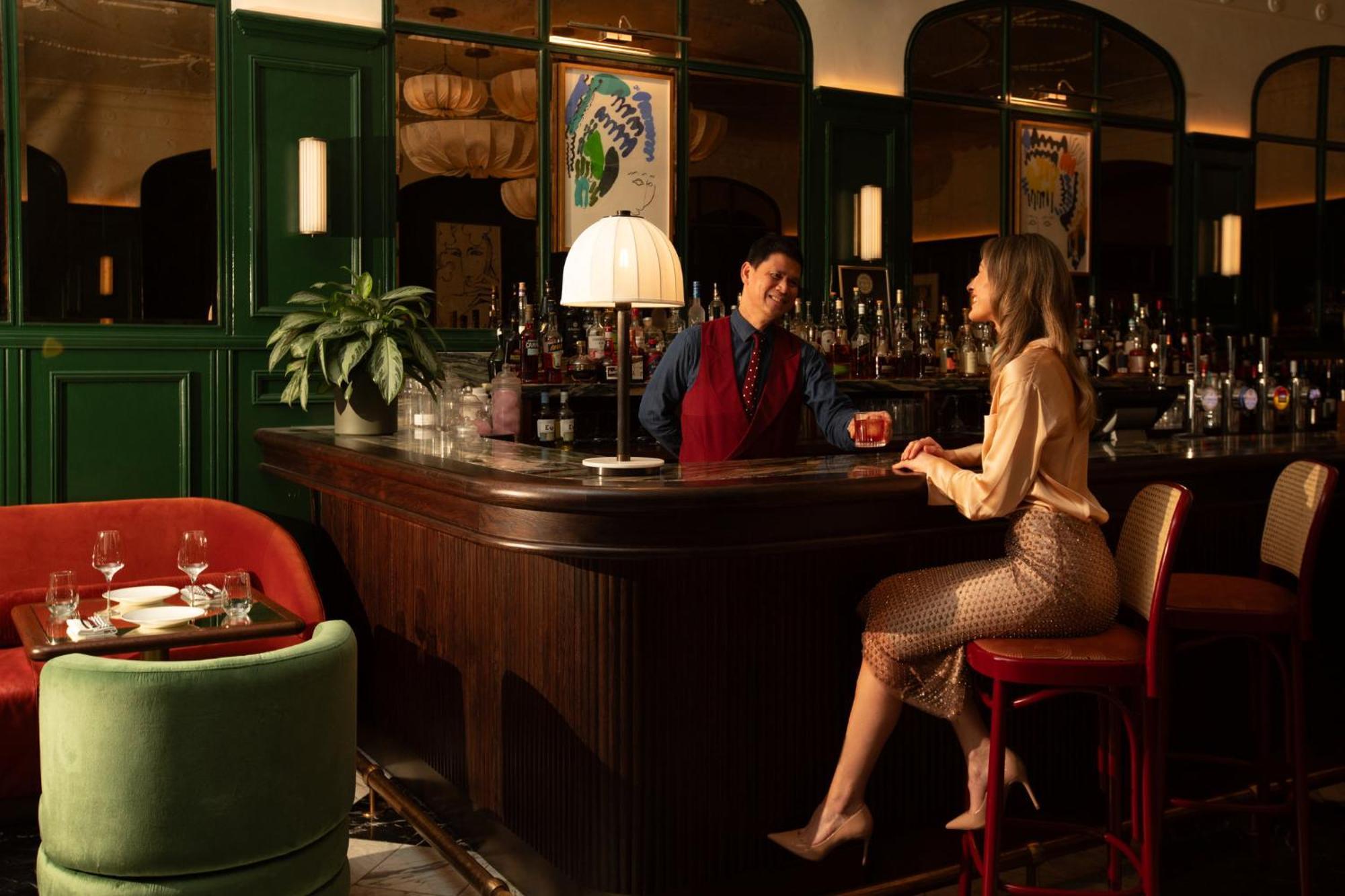 爱丁堡乔治酒店 外观 照片 The bar at the American Bar
